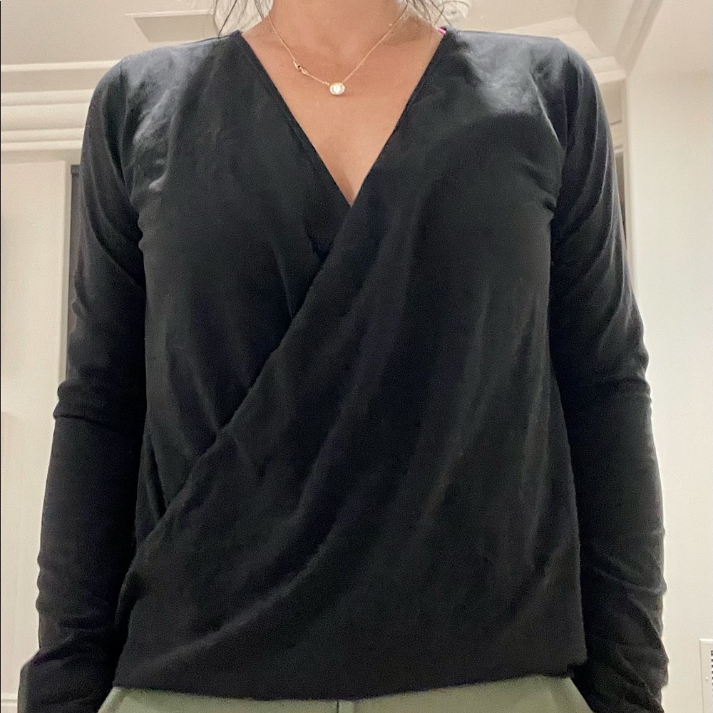 Lululemon Full Freedom Long Sleeve Yoga Wrap Shirt: Size 6